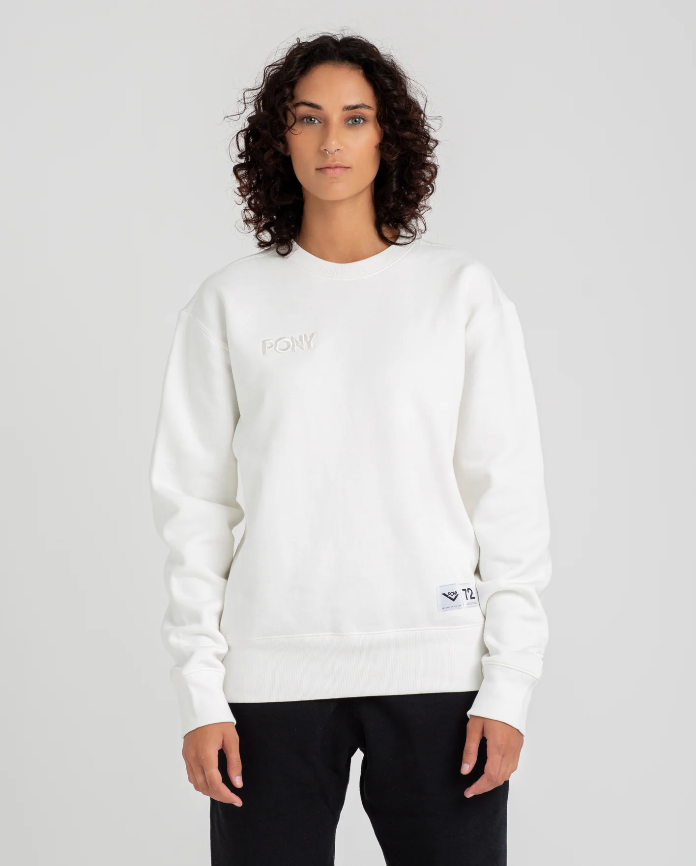 CLASSICS WHITE EMBROIDERED CREW NECK SWEATSHIRT - Image 4